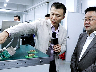 区长顾耀辉到联动科技开展高质量发展调研