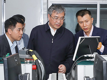 佛山市委书记鲁毅莅临联动科技开展“暖春行动”